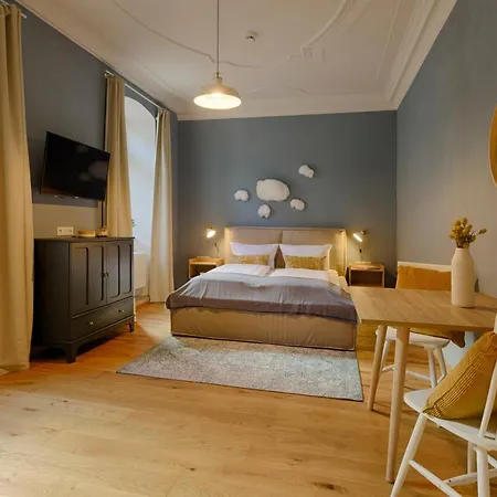 Homie Am Schloss Apartman