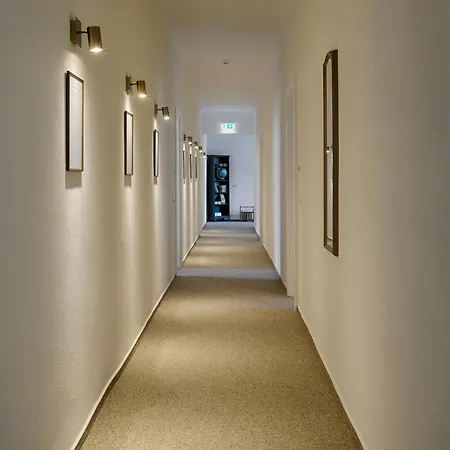 Homie Am Schloss Apartament